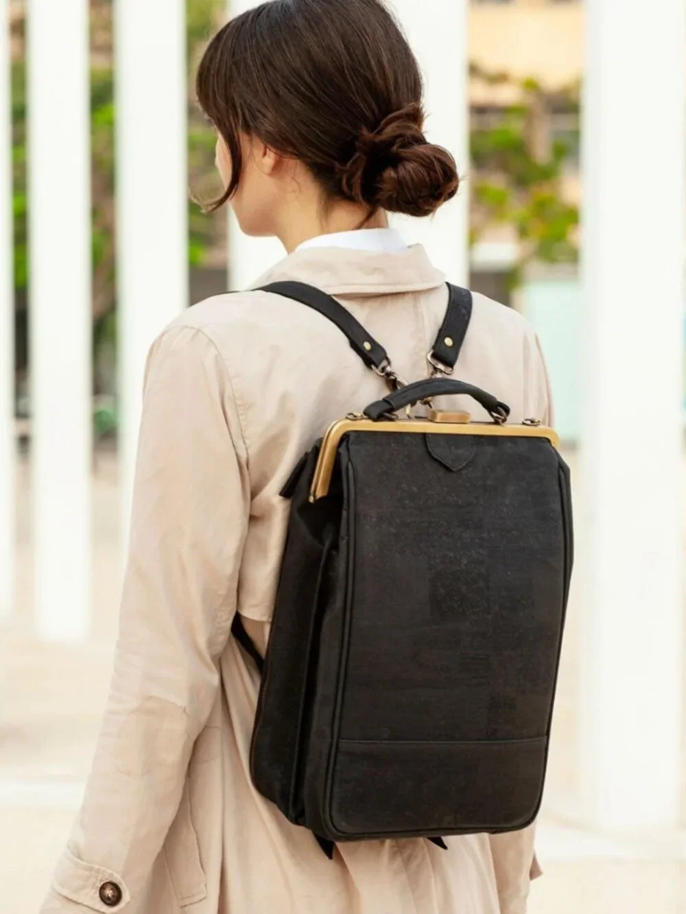 Laflore Paris Bobobark Convertible Backpack Emerald - Picture 4 of 8